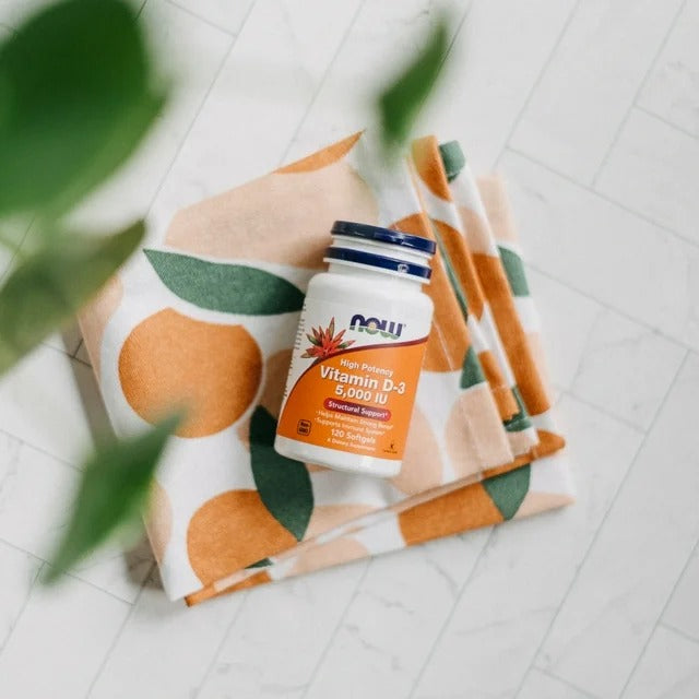 NOW Foods | Vitamina D-3 5000 IU | 120 Cápsulas | Salud Ósea y Cardiovascular